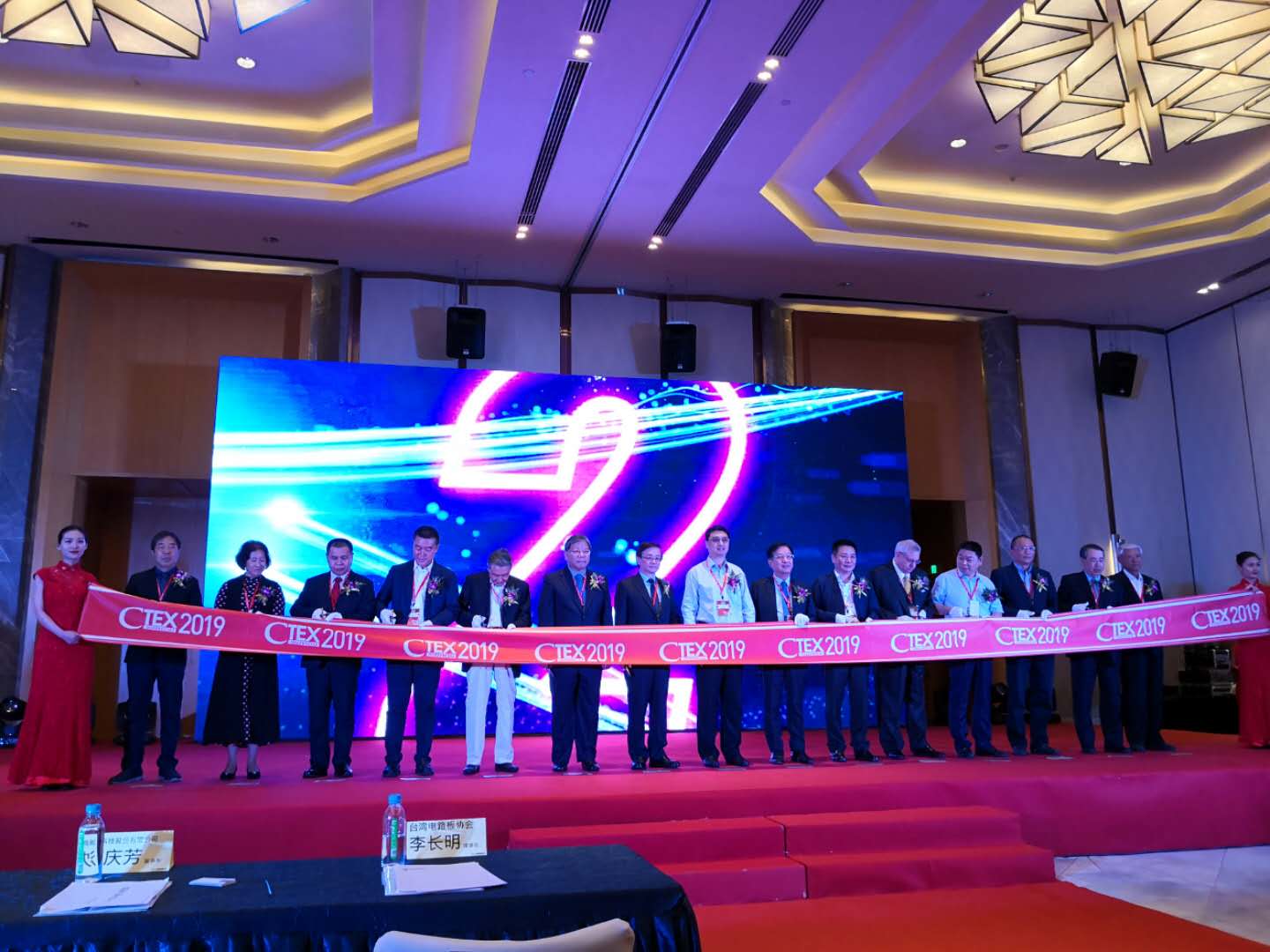 �й����ط�����(�ɷ�)���޹�˾-�ٷ���վ